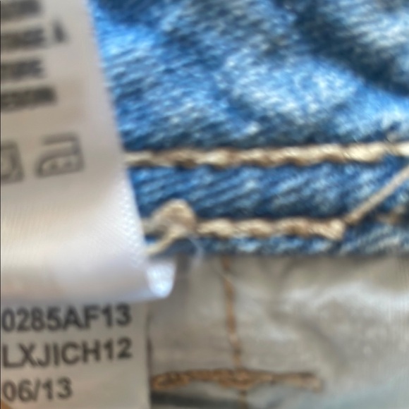 Aeropostale Women's Distressed Boot Cut Blue Jeans - Picture 9 of 9